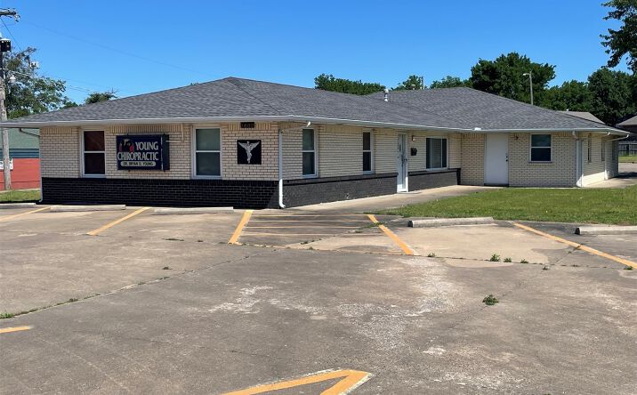 Pictures of Business for Sale, Office property located at 2602 Chandler Road, Muskogee, OK 74403 for sales - image #1