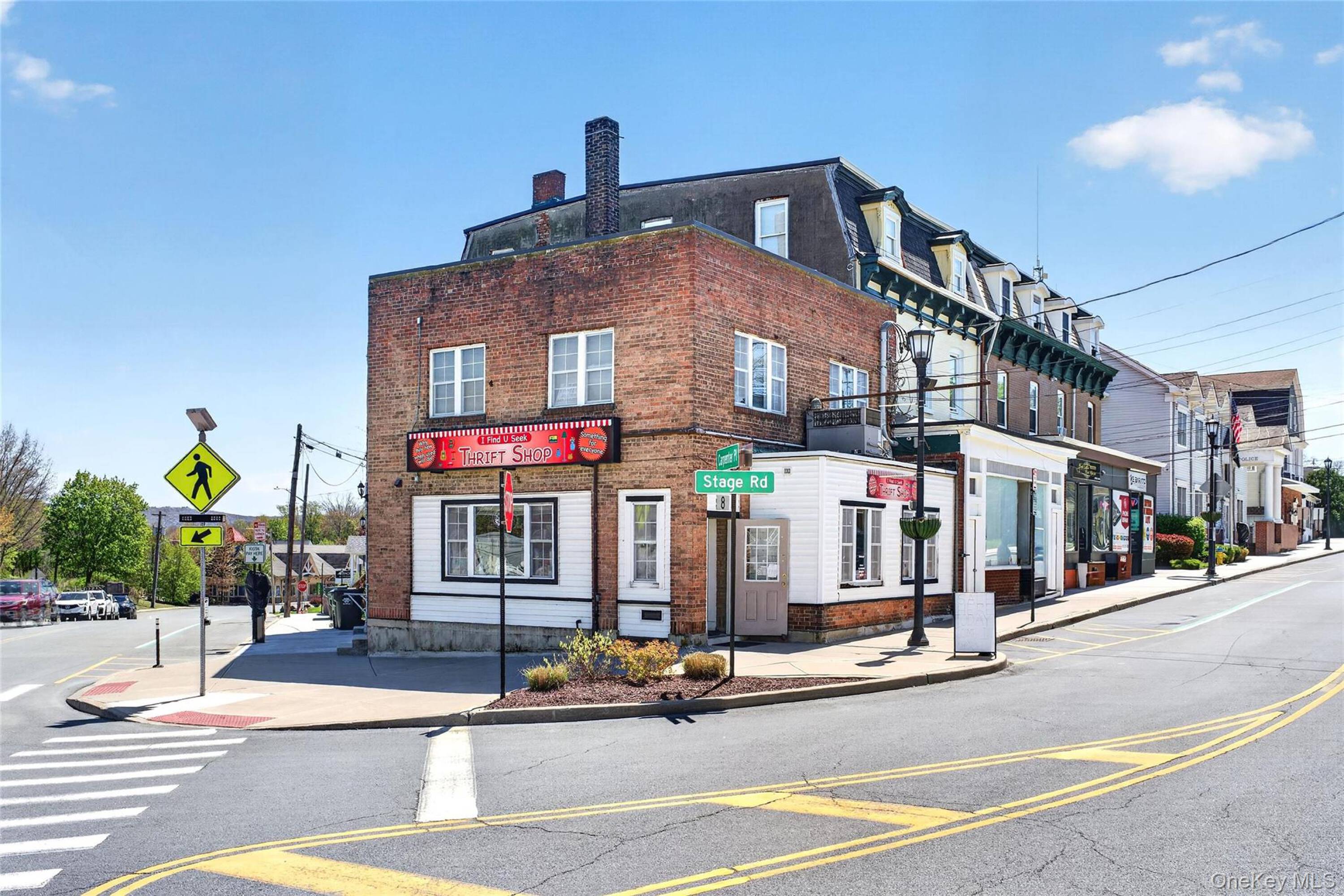 8 Stage Rd  