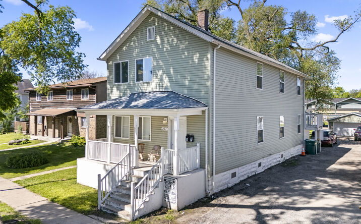 Pictures of Multifamily property located at 207 S Ottawa Street, Joliet, IL 60436 for sales - image #1
