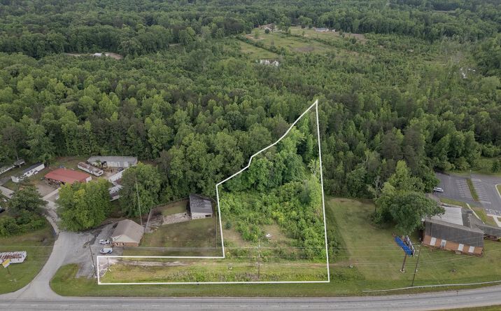 Pictures of Retail, Special Purpose, Office property located at 1711 Bankhead Highway, Carrollton, GA 30116 for sales - image #1