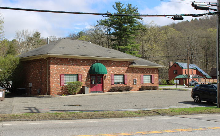 Pictures of Office property located at 9 Norfolk Road, Torrington, CT 06790 for sales - image #1