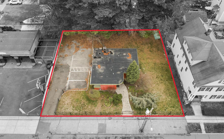 Pictures of Office property located at 924 Noble Avenue, Bridgeport, CT 06608 for sales - image #1