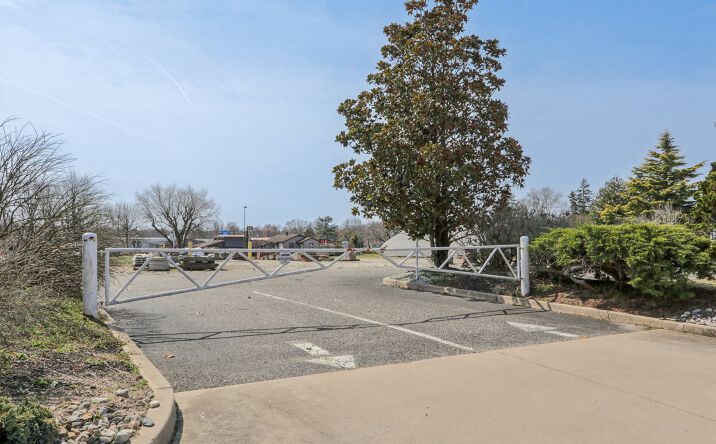 Pictures of Retail property located at 1363 South Delsea Drive, Vineland, NJ 08360 for sales - image #1