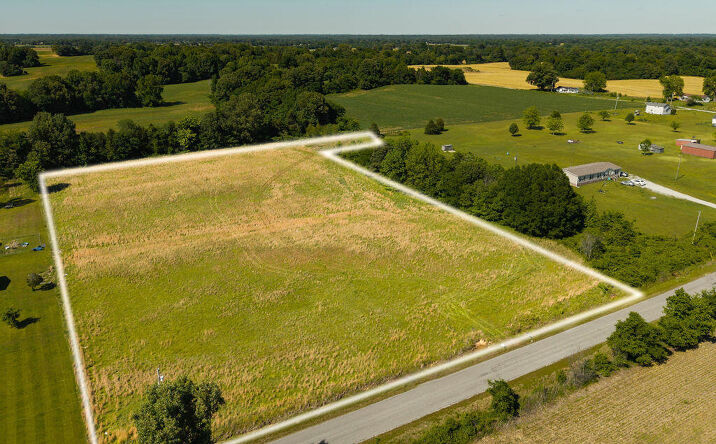 Pictures of Land property located at 149 Persimmon Grove Road, Trenton, TN 38382 for sales - image #1
