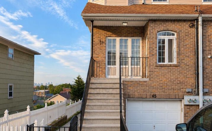 Pictures of Multifamily property located at 45 Fox Hill Terrace, Staten Island, NY 10305 for sales - image #1