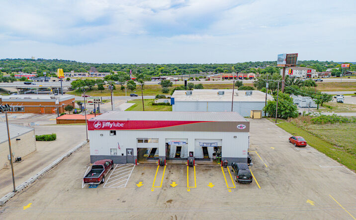 Pictures of Retail property located at 524 Pan American Dr, Harker Heights, TX 76548 for sales - image #1