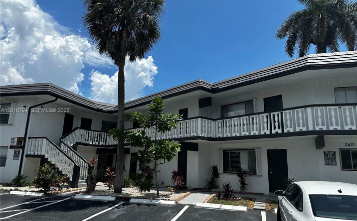 Pictures of Multifamily property located at 2401 NW 9th Ave # 8 #1-8, Wilton Manors, FL 33311 for sales - image #1