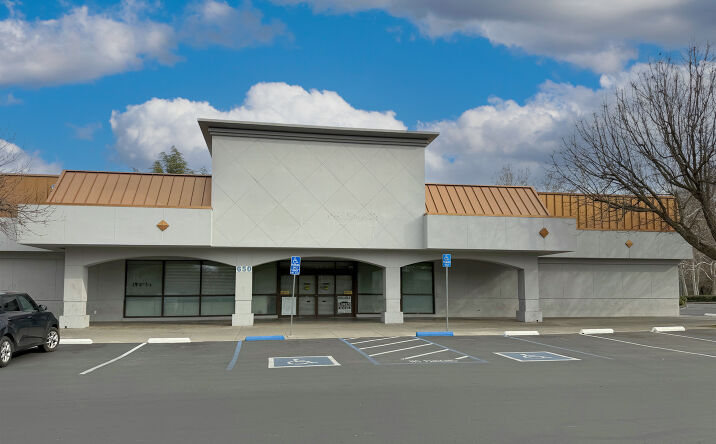 Pictures of Retail property located at 650 MANGROVE AVE, CHICO, CA 95926-3947 for sales - image #1