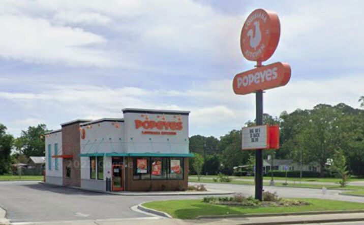 Pictures of Retail property located at 606 South Pierce Street, Alma, GA 31510 for sales - image #1