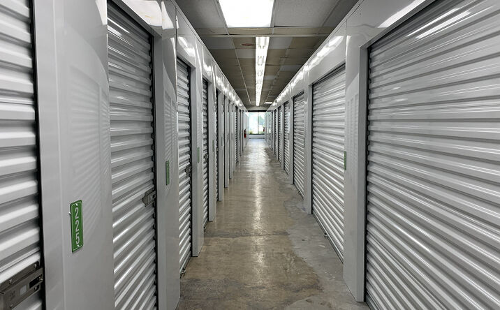 Pictures of Self Storage property located at 4 South Catalpa Street, Dexter, MO 63841 for sales - image #1