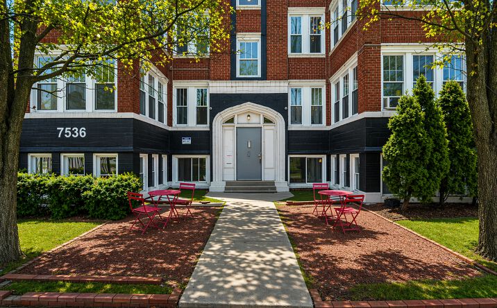 Pictures of Multifamily property located at 7536 DUNEDIN ST, DETROIT, MI 48206 for sales - image #1