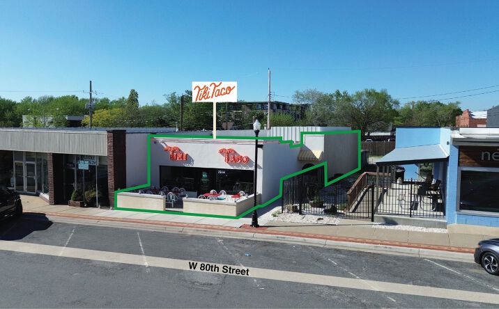 Pictures of Retail property located at 7514 W 80th St, Overland Park, KS 66204 for sales - image #1