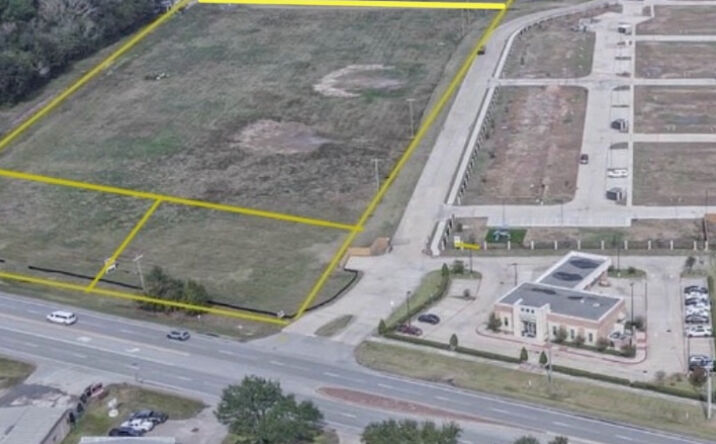 Pictures of Land property located at 0 State Hwy 6, Alvin, TX 77511 for sales - image #1