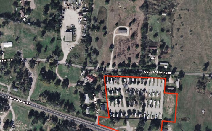 Pictures of Multifamily, Mobile Home Park, Business for Sale property located at E 1002 COMMERCE ST, FAIRFIELD, TX 75840 for sales - image #1