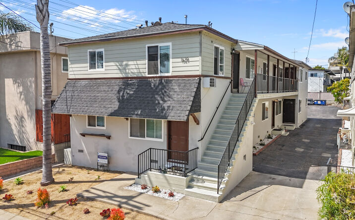 Pictures of Multifamily property located at 1629 Maple Ave, El Segundo, CA 90245 for sales - image #1