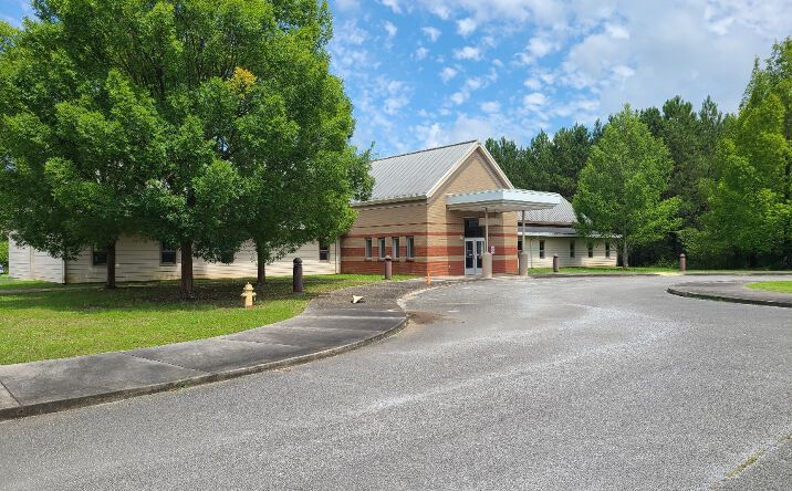 Pictures of Office property located at 611 East Villanow Street, LaFayette, GA 30728 for sales - image #1