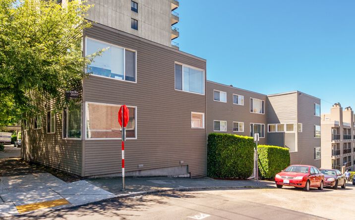 Pictures of Multifamily property located at 525 E ROY ST, SEATTLE, WA 98102 for sales - image #1