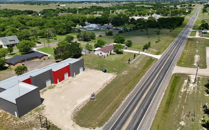 Pictures of Office, Industrial property located at 6854 Old Lorena Road, Lorena, TX 76655 for sales - image #1