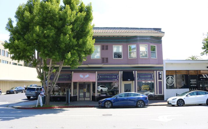 Pictures of Retail property located at 901 MAIN ST, REDWOOD CITY, CA 94063-1903 for sales - image #1