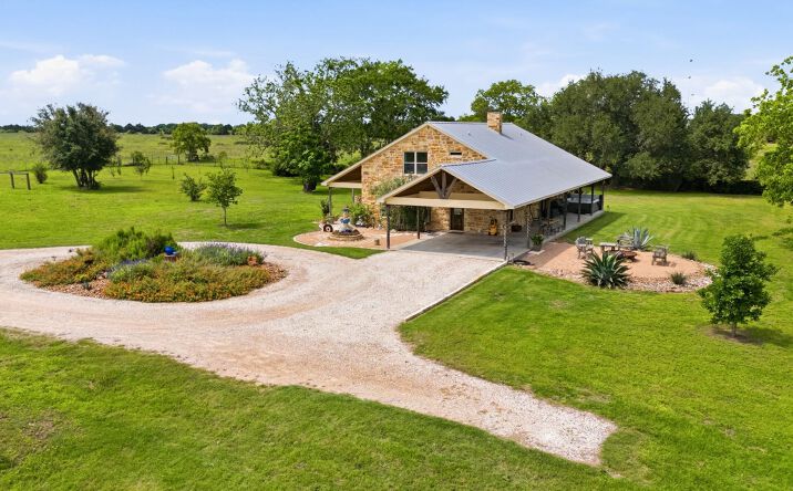 Pictures of Land property located at 7835 Berger Rd, Schulenburg, TX 78956 for sales - image #1