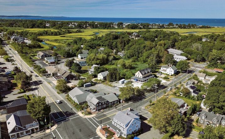 Pictures of Mixed Use, Office property located at 133 Route 6A, Sandwich, MA 02563 for sales - image #1