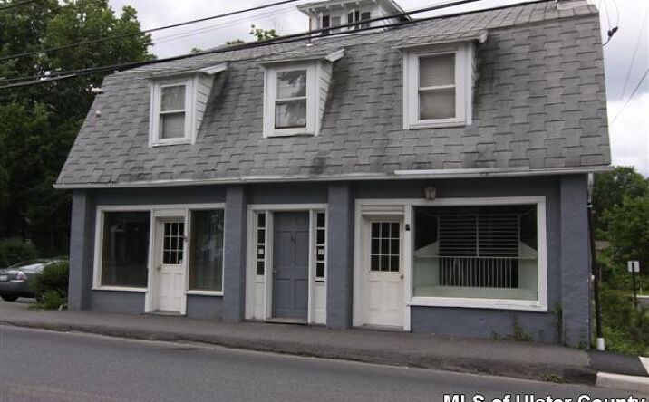 11-13 Rock City Road, Woodstock