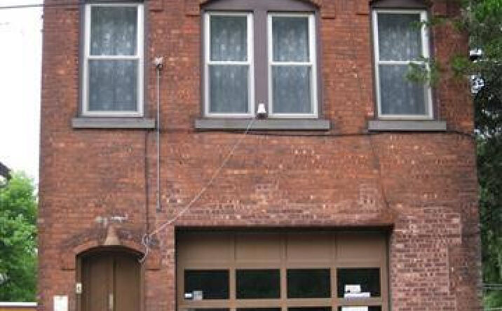 218 East Union, Kingston