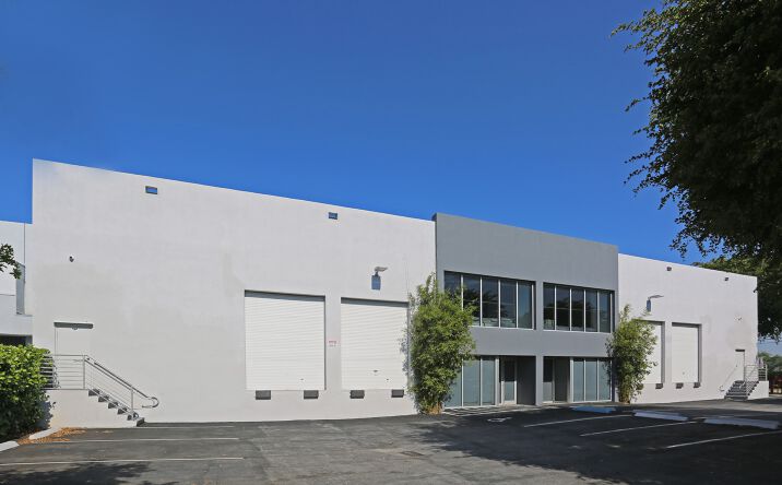 Pictures of Office, Industrial property located at 6394 Northwest 84th Avenue, Miami, FL 33166 for sales - image #1