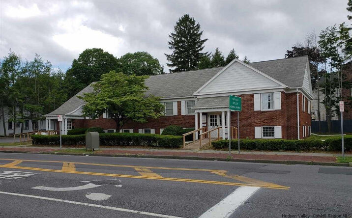 325 Albany Avenue, Kingston
