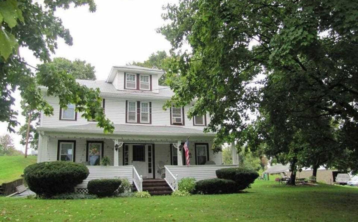 266 Milton Turnpike, Milton