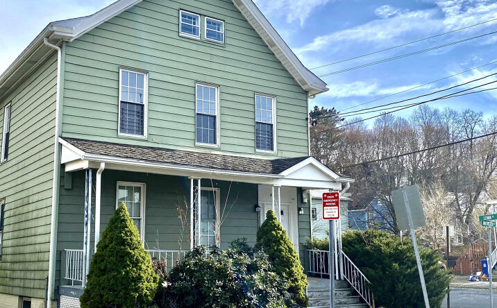 42 Brewster Street, Kingston
