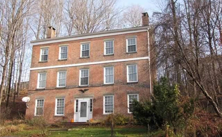 33 Dock Road, Milton