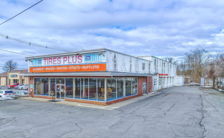 1059 Ulster Avenue, Kingston