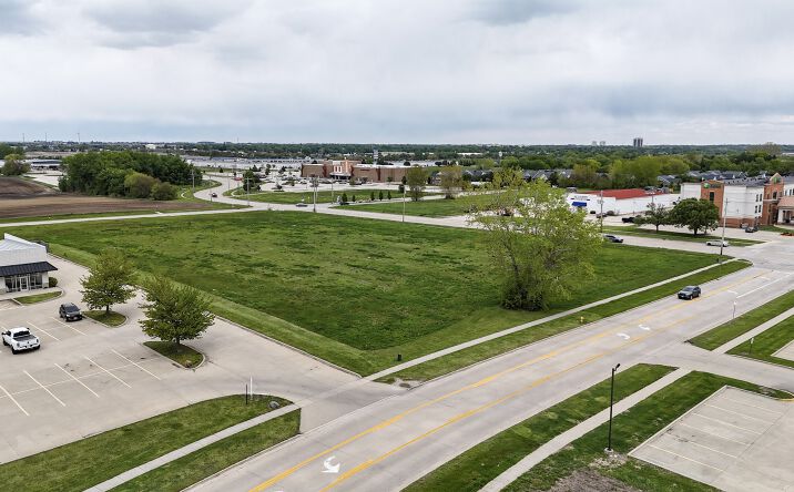 Pictures of Land property located at 1038 Wylie Drive, Bloomington, IL 61705 for sales - image #1