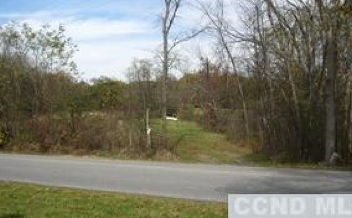 Gayhead Earlton Road, Greenville