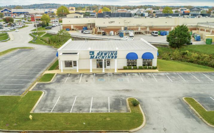 Pictures of Retail property located at 2200A Hamilton Place Blvd, Chattanooga, TN 37421-6021 for sales - image #1