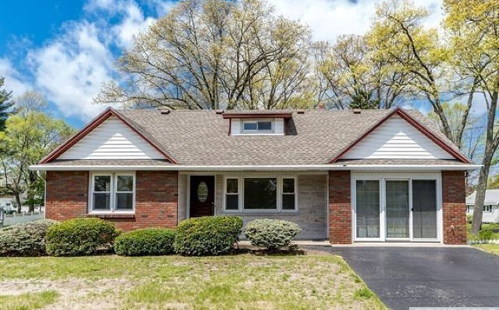 533 Church Road, Albany