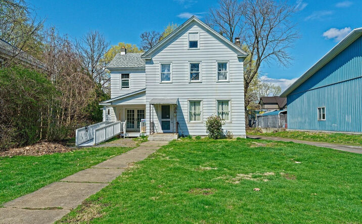 110 Hudson Ave, Chatham