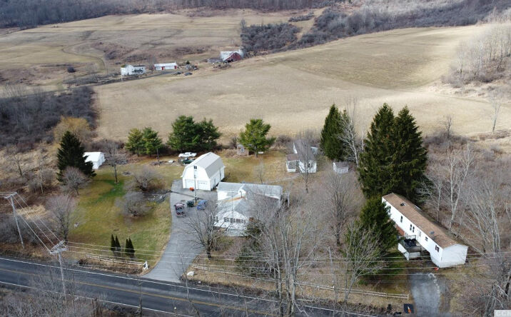 488 CR 54, Cherry Valley