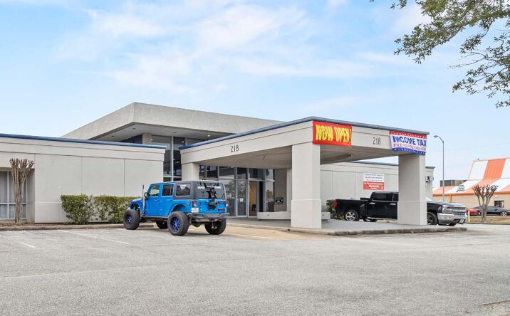 Pictures of Office property located at 218 W NASA RD 1, Webster, TX 77598 for sales - image #1