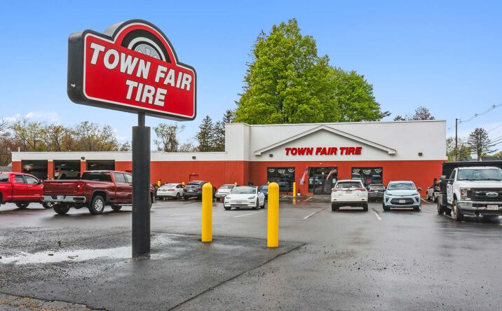 Pictures of Retail property located at 10 Silver Street, Greenfield, MA 01301 for sales - image #1