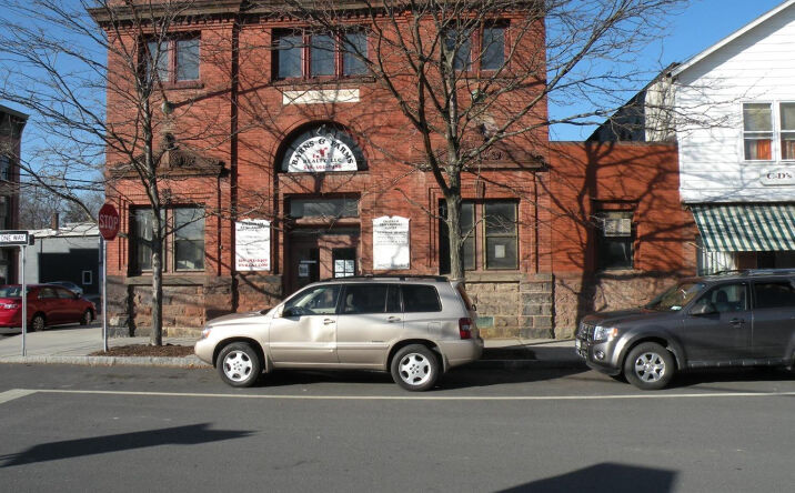 2 Main Street, Chatham