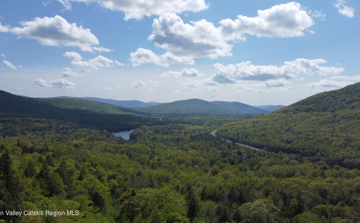 High Peak, Windham