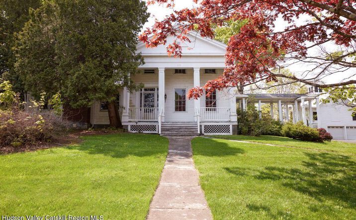 207-209 Main Street, Germantown