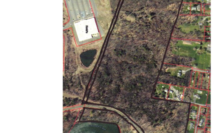 Pictures of Land property located at 6580 Us-9, Hudson, NY 12534 for sales - image #1