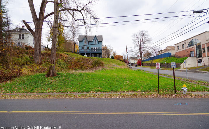 Pictures of Land, Mixed Use, Multifamily, Office, Retail property located at 1-7 Abruyn Street, Kingston, NY 12401 for sales - image #1