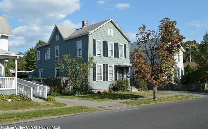 192 Foxhall Avenue, Kingston