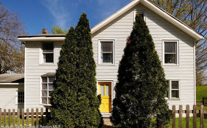 Pictures of Multifamily property located at 420 Rhinecliff Road, Rhinebeck, NY 12572 for sales - image #1