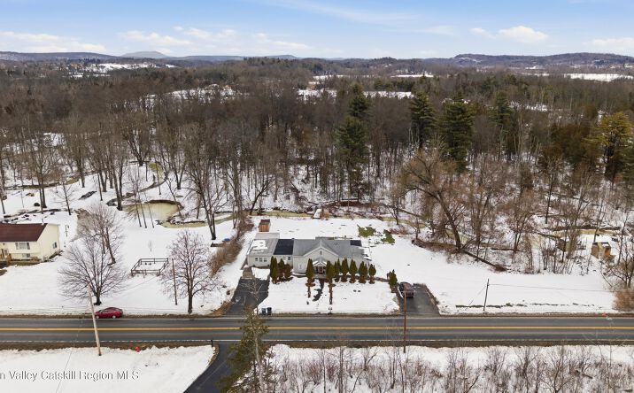 Pictures of Multifamily property located at 266 Malden Turnpike, Saugerties, NY 12477 for sales - image #1