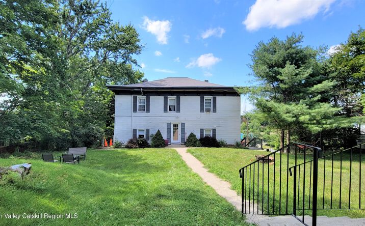 65 Hudson Avenue, Chatham